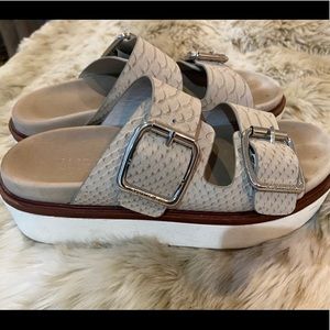 Jslides Bowie Platforms